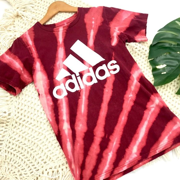 ADIDAS Go To Tee Red Tie Dye Short Sleeve Shirt - Picture 2 of 14